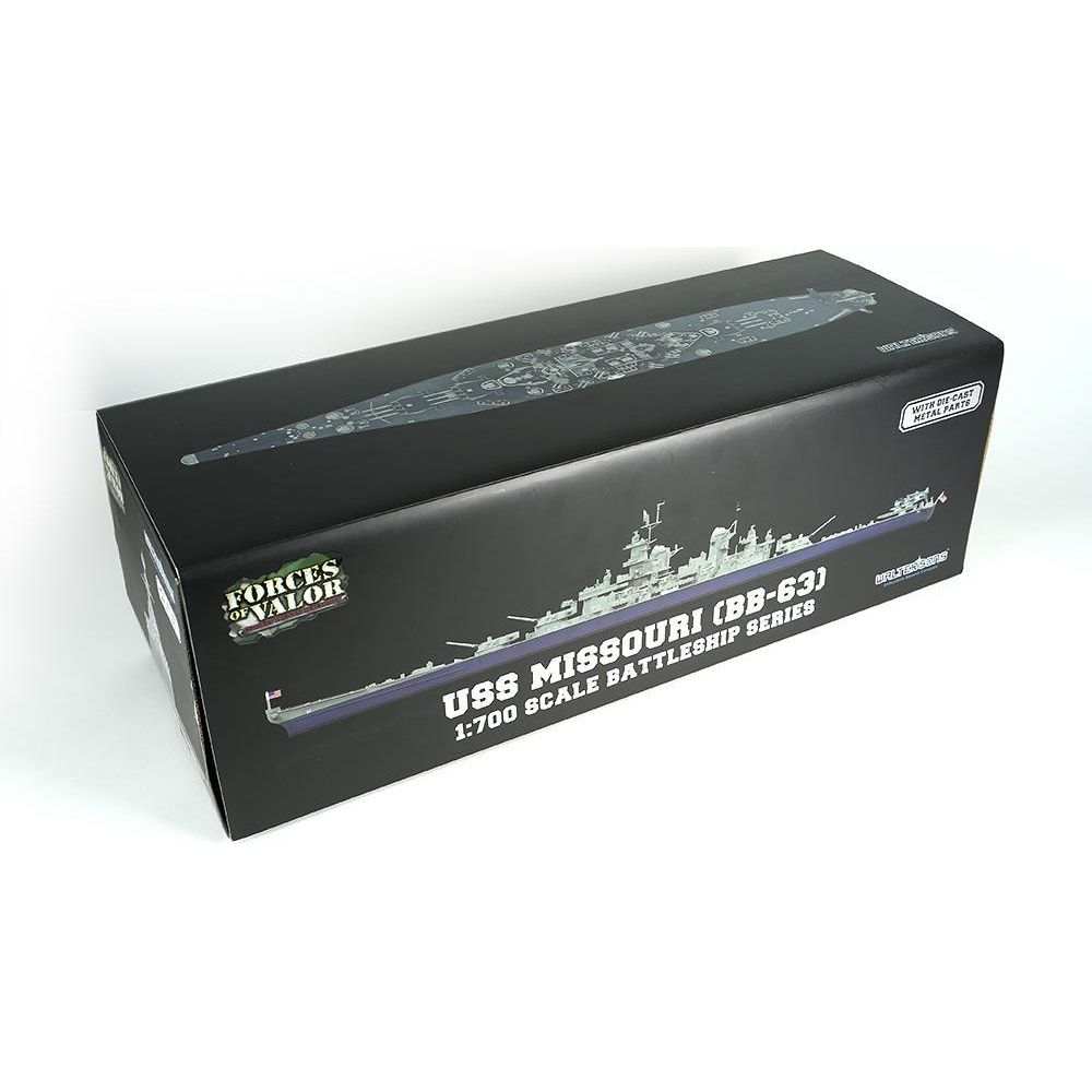 1:700th Die-cast USS Iowa Class Battleship, USS Missouri (BB-63) - Pacific Theater, Battles of Okinawa - Taigen Tanks
